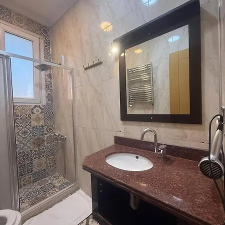 Charming 3br Flat, Old-style Luxury, 4ac, Terrace, 5min To Metro Apartment