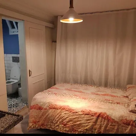 Baesment 2br With 2toilet And 2bath 8min To Metro #1 *