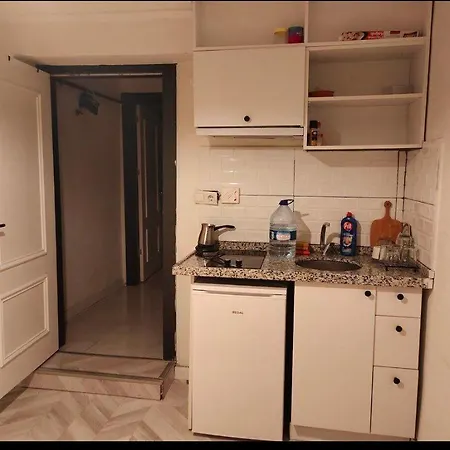 Апартаменты Baesment 2br With 2toilet And 2bath 8min To Metro #1