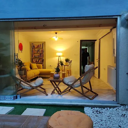 Baesment 2br With 2toilet And 2bath 8min To Metro #1 Апартаменты Стамбул